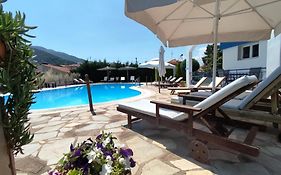Villa Riviera
